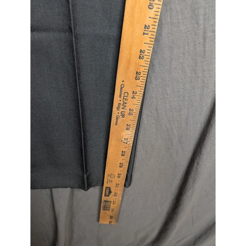 Edwards Men's‎ Grey Flat Front Dress Pants Slacks Size 28 x 32